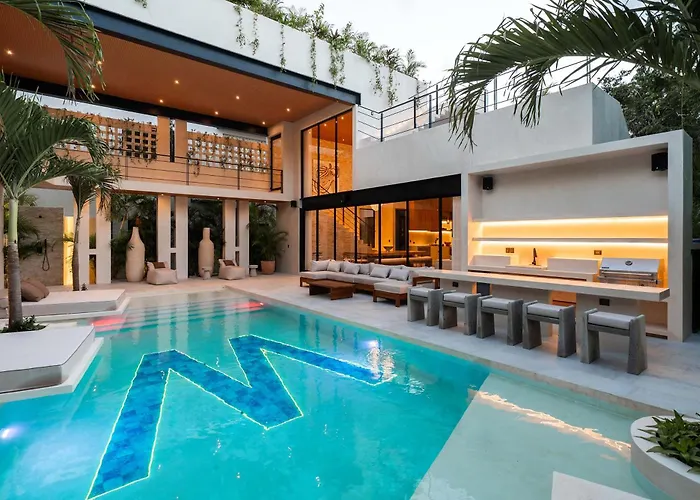 Casa W - Style 8 Bedroom With 2 Pools