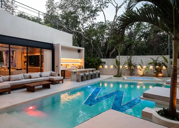 Casa W - Style 8 Bedroom With 2 Pools
